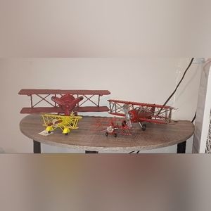 4 highly durable air planes for decor